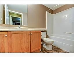Gregoire Rental Apartment Bathroom
